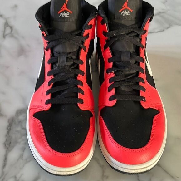 Nike Air Jordan 1 Retro Mid 'Infrared 23' Mens Sneakers Size 12 (Authentic) - Picture 2 of 13